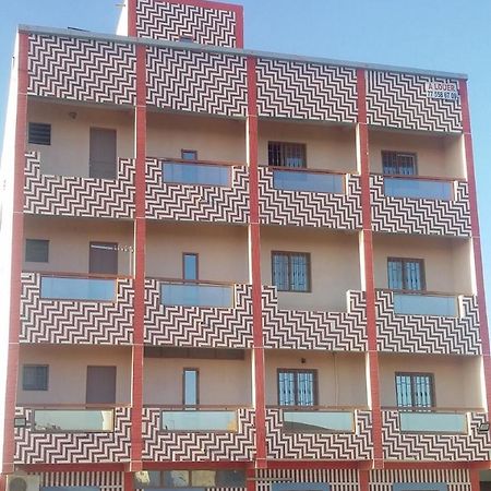 Chez Mimi Apartment Toubab Dialaw Ngoại thất bức ảnh