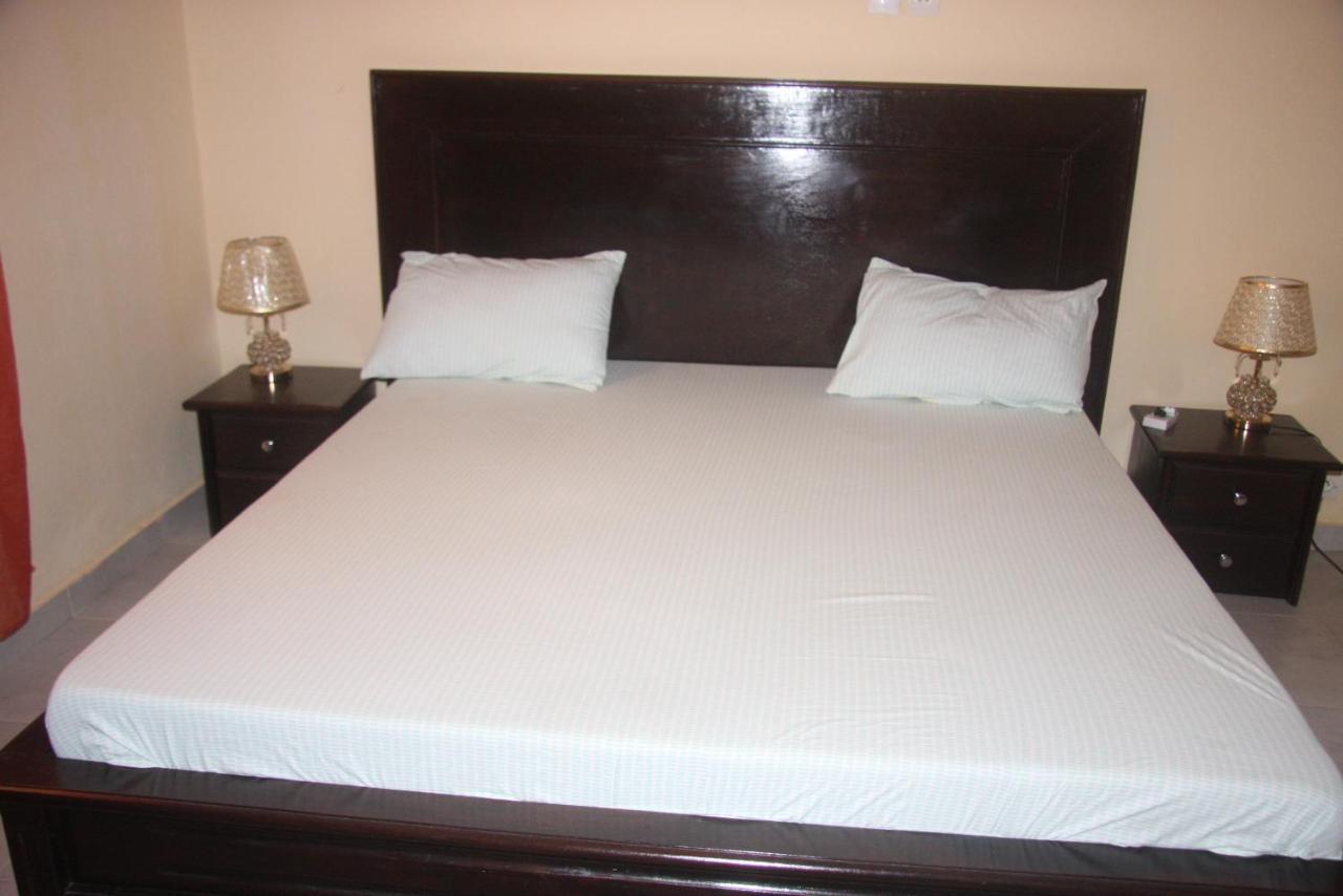 Chez Mimi Apartment Toubab Dialaw Ngoại thất bức ảnh